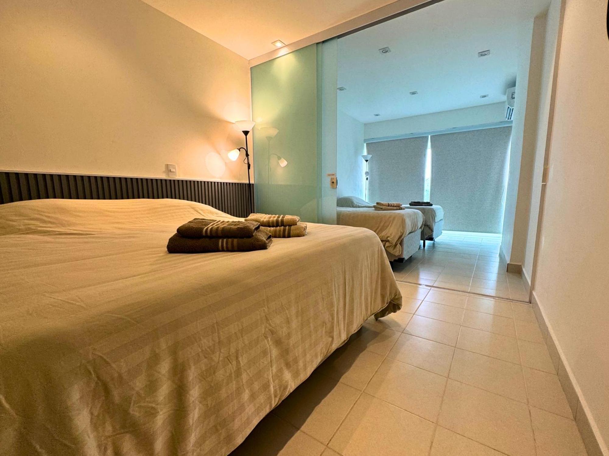 Apartamento Vista Para O Mar E Pe Na Areia Гуаружа Экстерьер фото