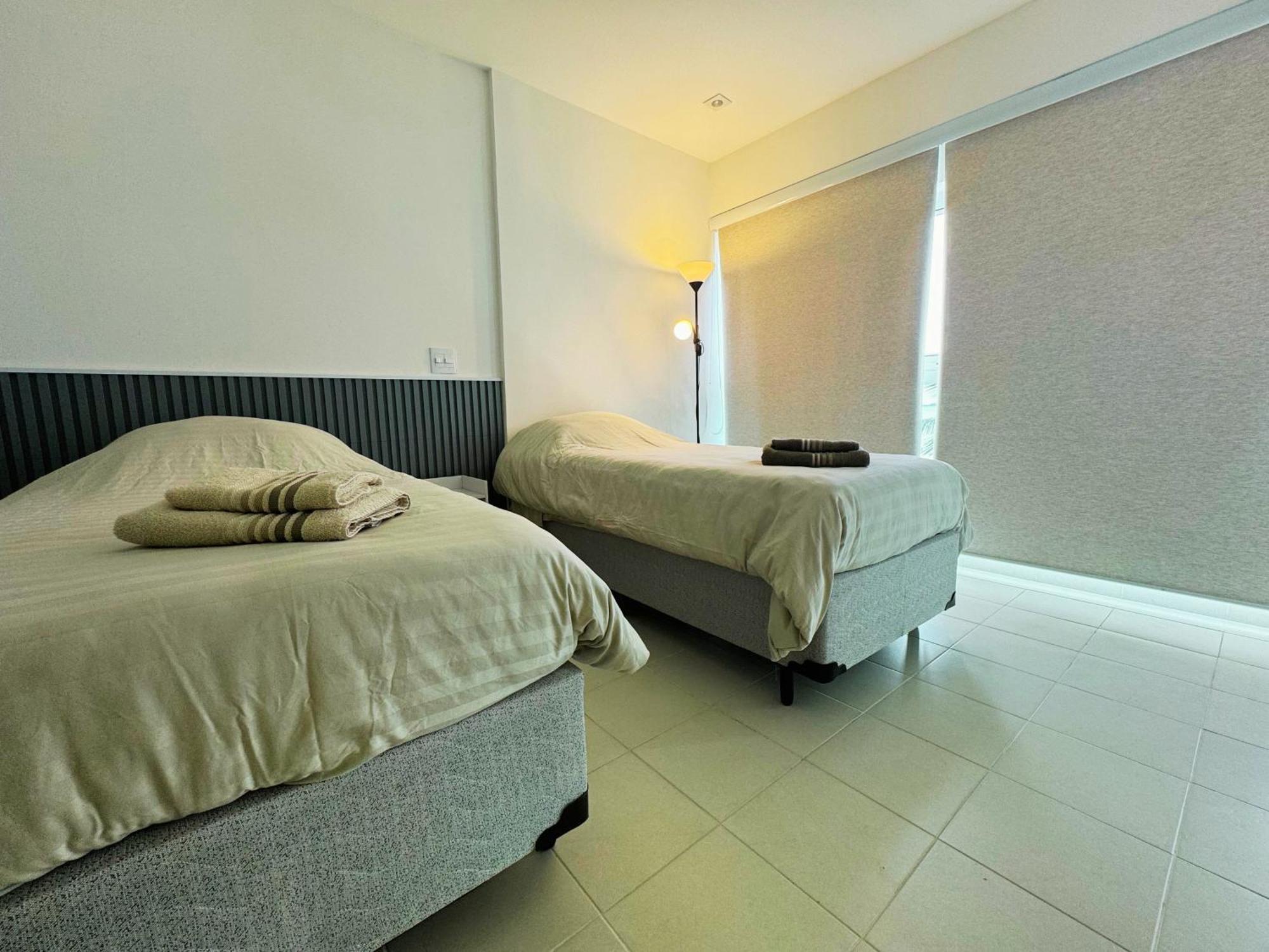 Apartamento Vista Para O Mar E Pe Na Areia Гуаружа Экстерьер фото